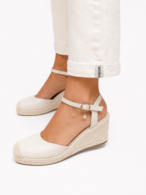 Bruna Sandals